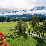 Gasperhof アパート *